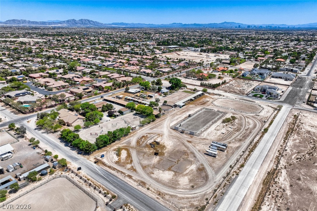 2 Acres Horse & Torrey Pines Las Vegas NV 89131