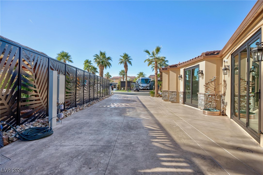 8175 Arville Street 407 Las Vegas NV 89139