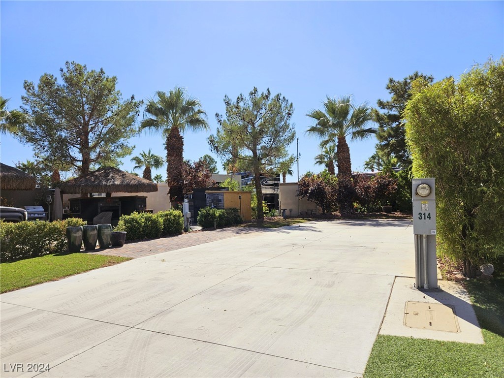 8175 Arville Street 314 Las Vegas NV 89139