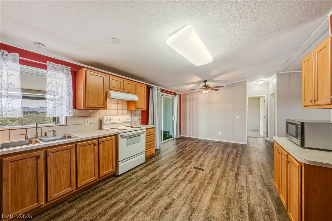 5920 Genoa Avenue Pahrump NV 89060