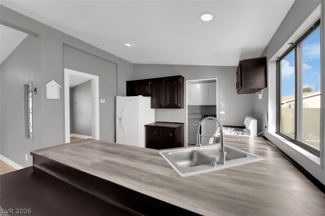 2878 Green Tree Avenue Las Vegas NV 89142