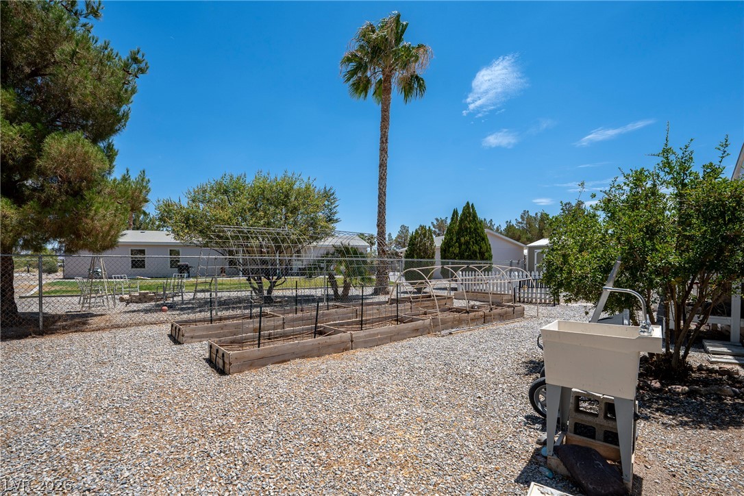 1640 North Woodchips Road Pahrump NV 89060
