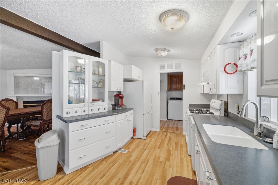 2920 West Charleston Park Avenue Pahrump NV 89048