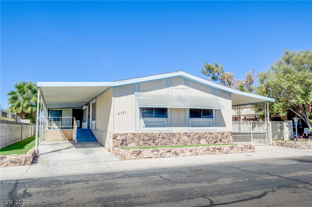 3233 Tularosa Lane Las Vegas NV 89122