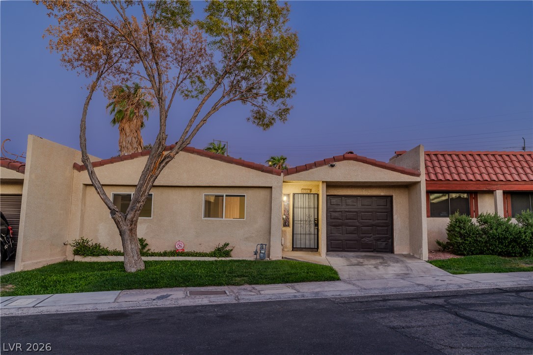 5676 Hobble Creek Drive Las Vegas NV 89120