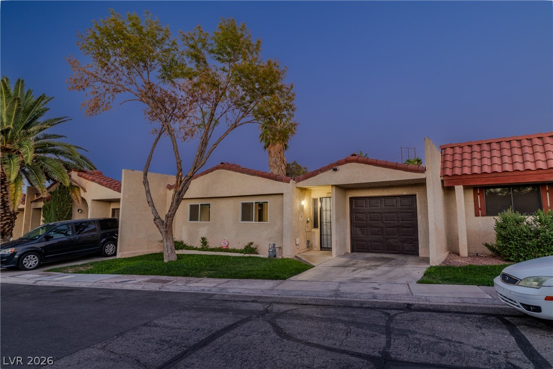 5676 Hobble Creek Drive Las Vegas NV 89120