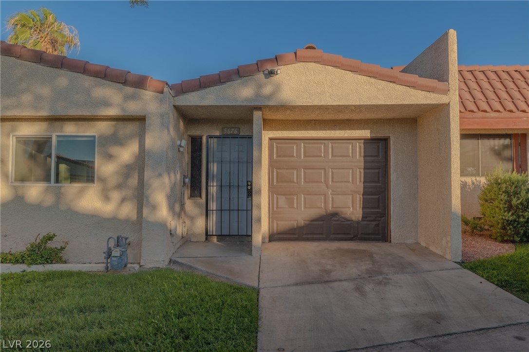 5676 Hobble Creek Drive Las Vegas NV 89120