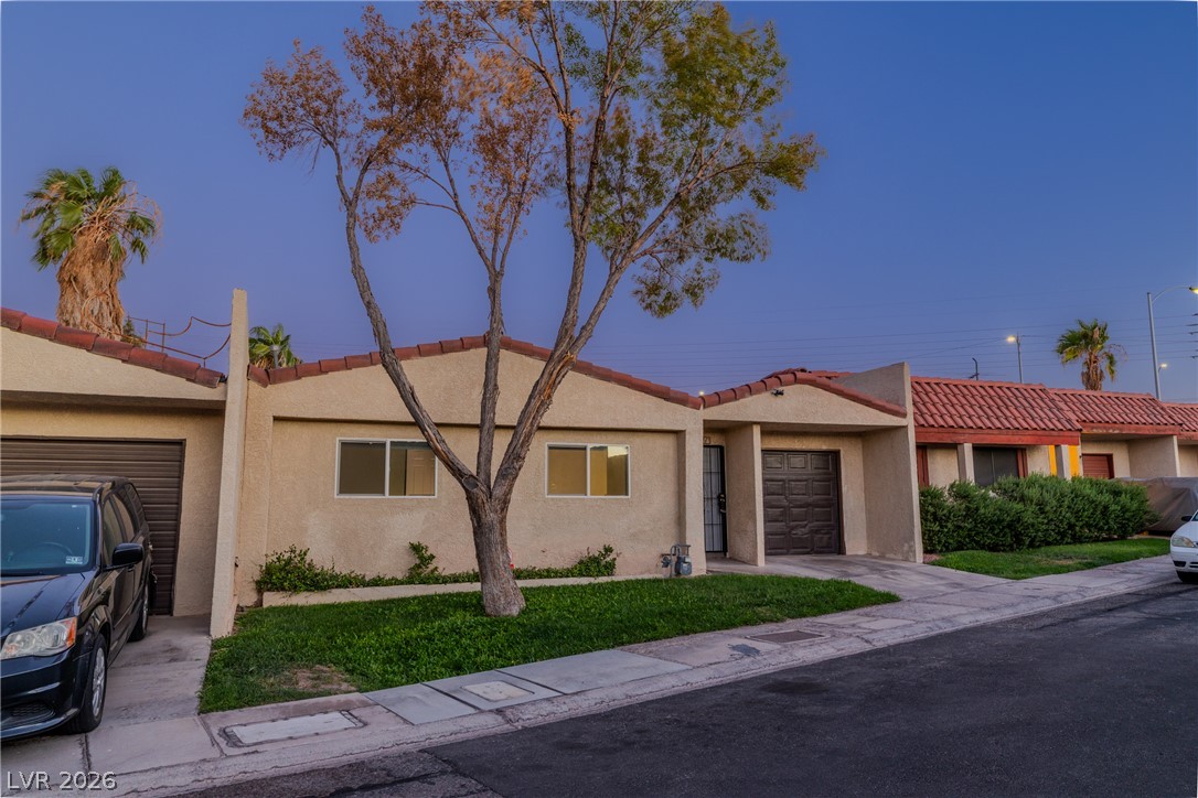 5676 Hobble Creek Drive Las Vegas NV 89120