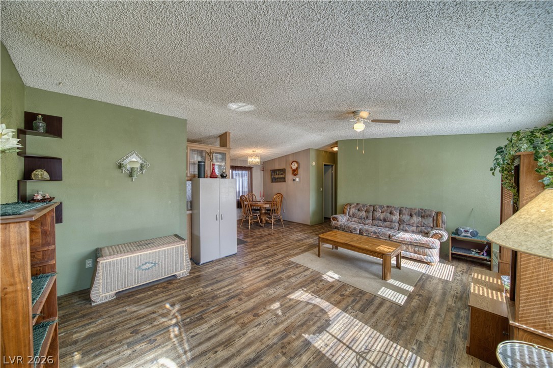 91 Potter Place Pahrump NV 89048