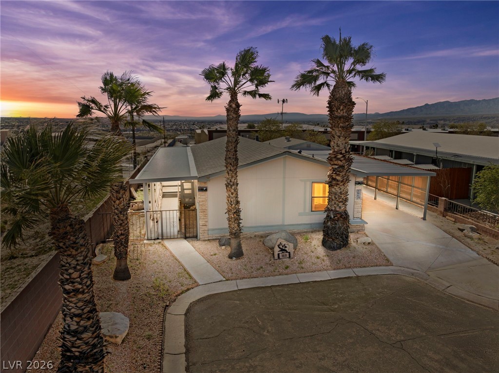 1611 Esquina Street Laughlin NV 89029