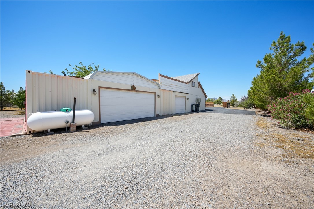 1831 West Horn Road Pahrump NV 89048