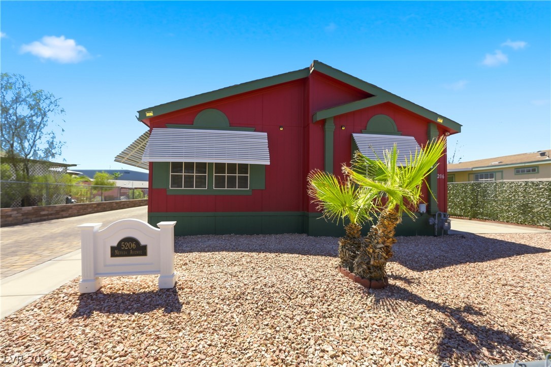 5206 Nevada Avenue Las Vegas NV 89122
