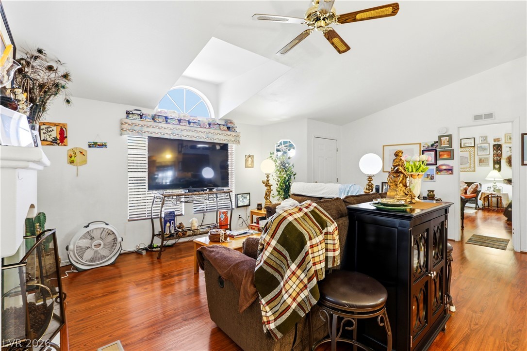 5206 Nevada Avenue Las Vegas NV 89122
