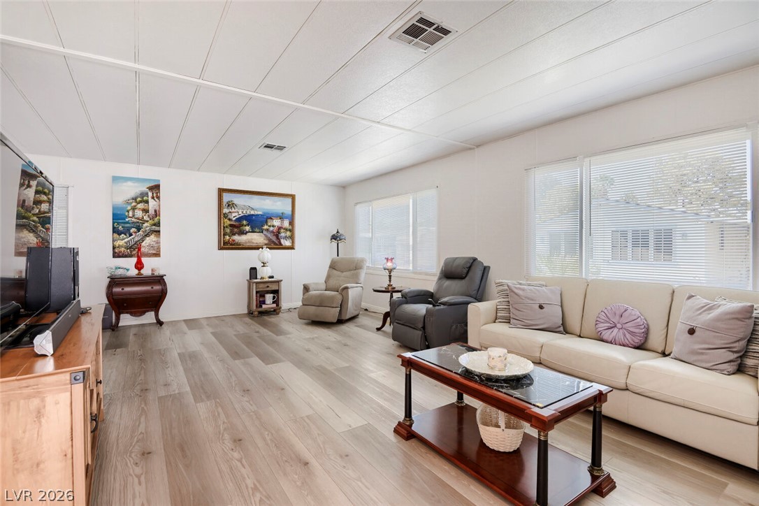5107 Royal Avenue 235 Las Vegas NV 89103
