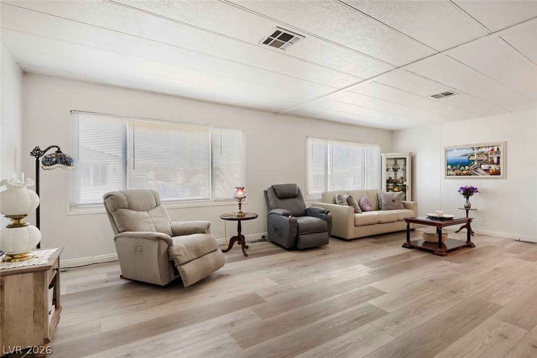 5107 Royal Avenue 235 Las Vegas NV 89103