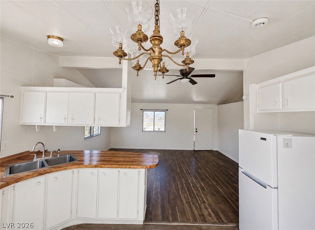 3310 Z Street Pahrump NV 89048
