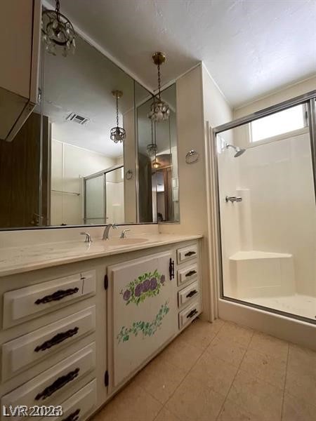 5000 Royal Avenue Las Vegas NV 89103