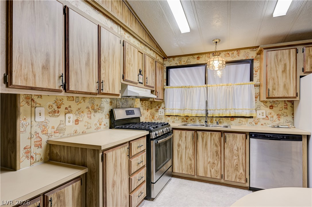 3426 Gulf Shores Drive Las Vegas NV 89122