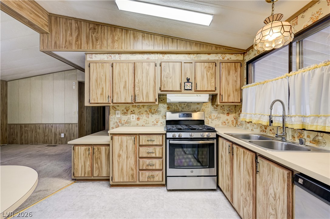 3426 Gulf Shores Drive Las Vegas NV 89122