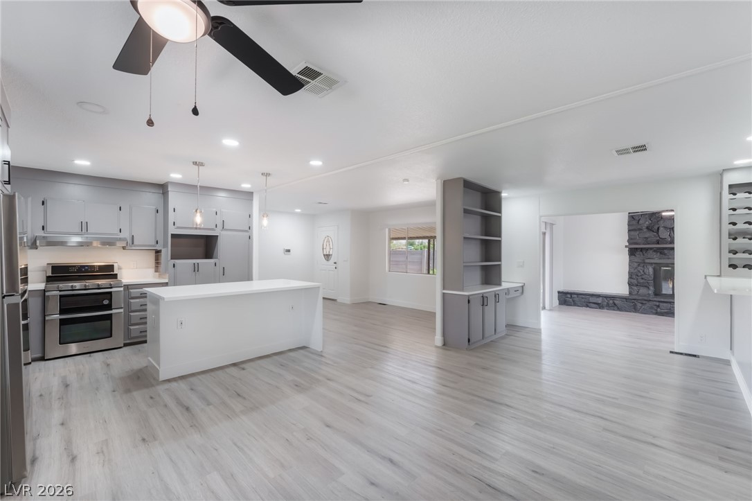 5235 Sir James Way Las Vegas NV 89110
