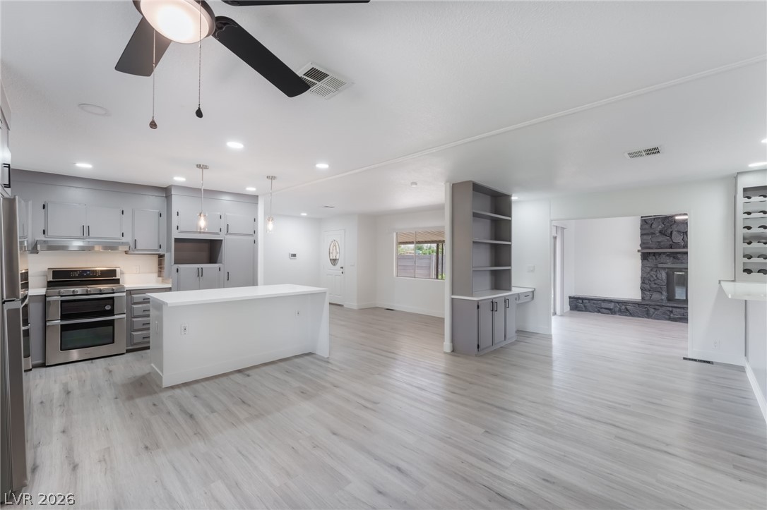 5235 Sir James Way Las Vegas NV 89110