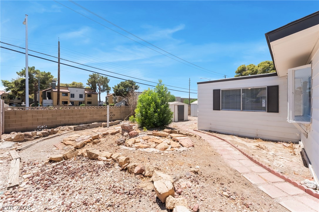 5235 Sir James Way Las Vegas NV 89110