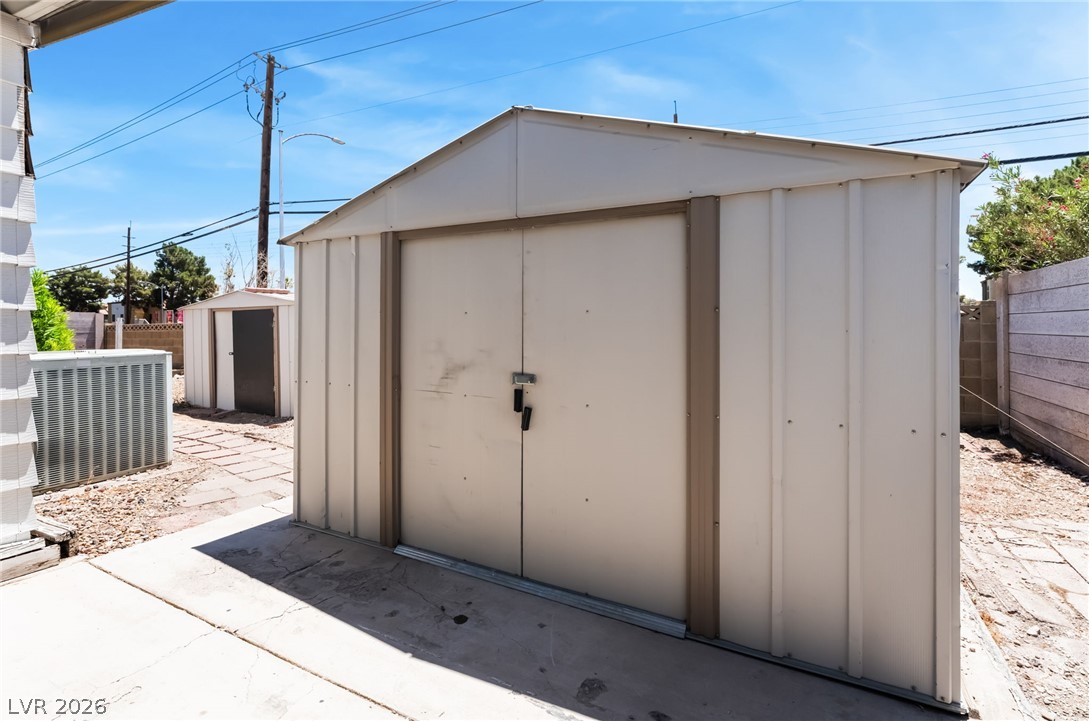 5235 Sir James Way Las Vegas NV 89110