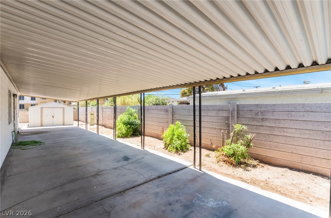 5235 Sir James Way Las Vegas NV 89110