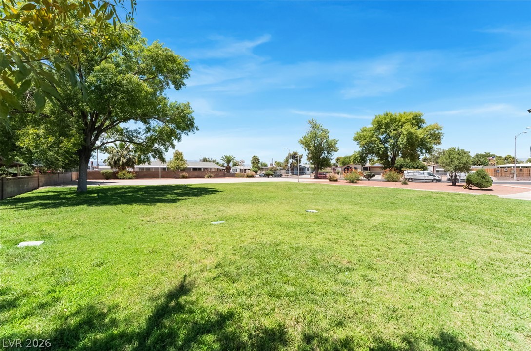 5235 Sir James Way Las Vegas NV 89110