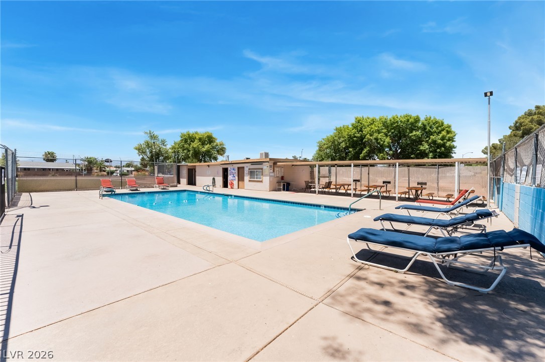 5235 Sir James Way Las Vegas NV 89110