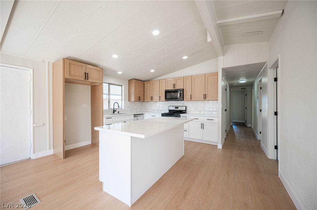 3414 Isle Royale Drive Las Vegas NV 89122