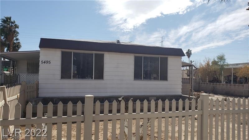 5495 Everglade Street Las Vegas NV 89142