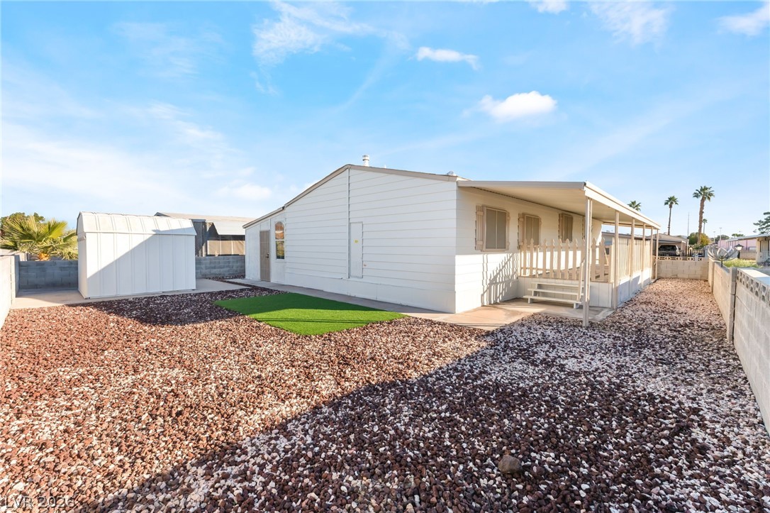 3361 Gulf Shores Drive Las Vegas NV 89122