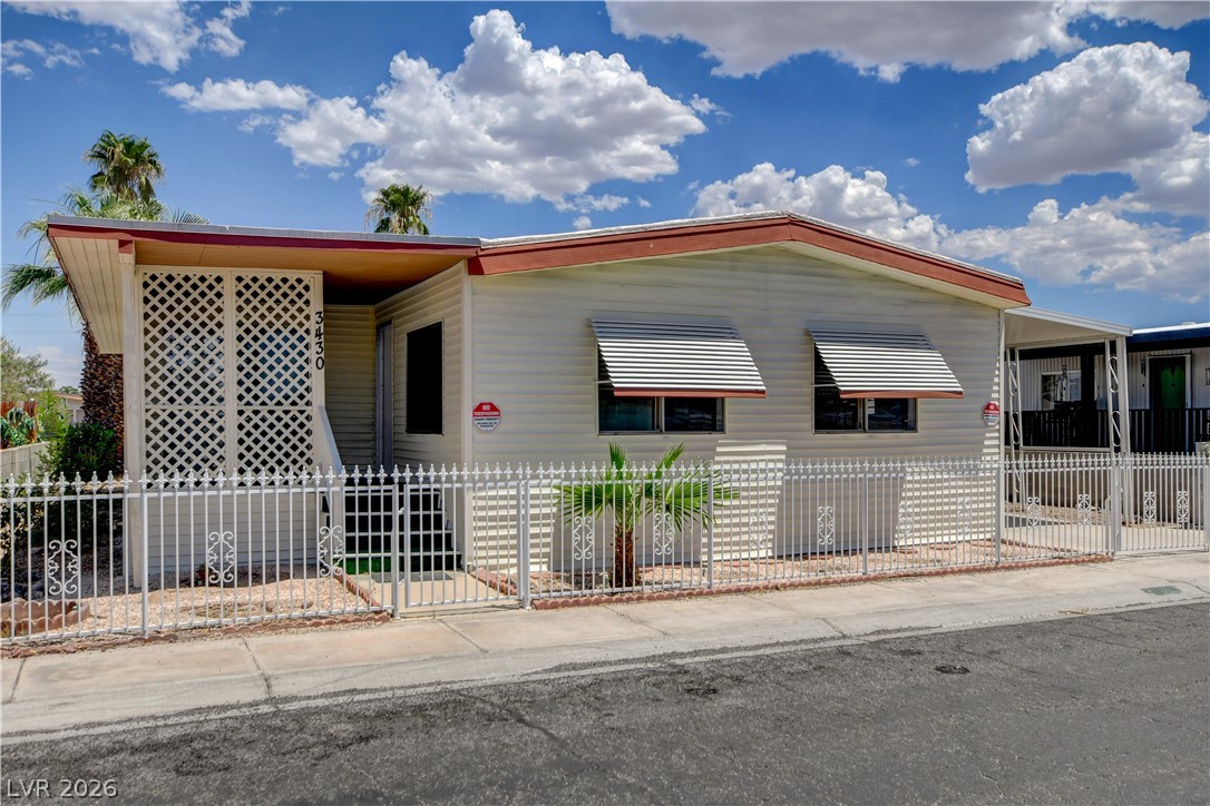 3430 Isle Royale Drive Las Vegas NV 89122