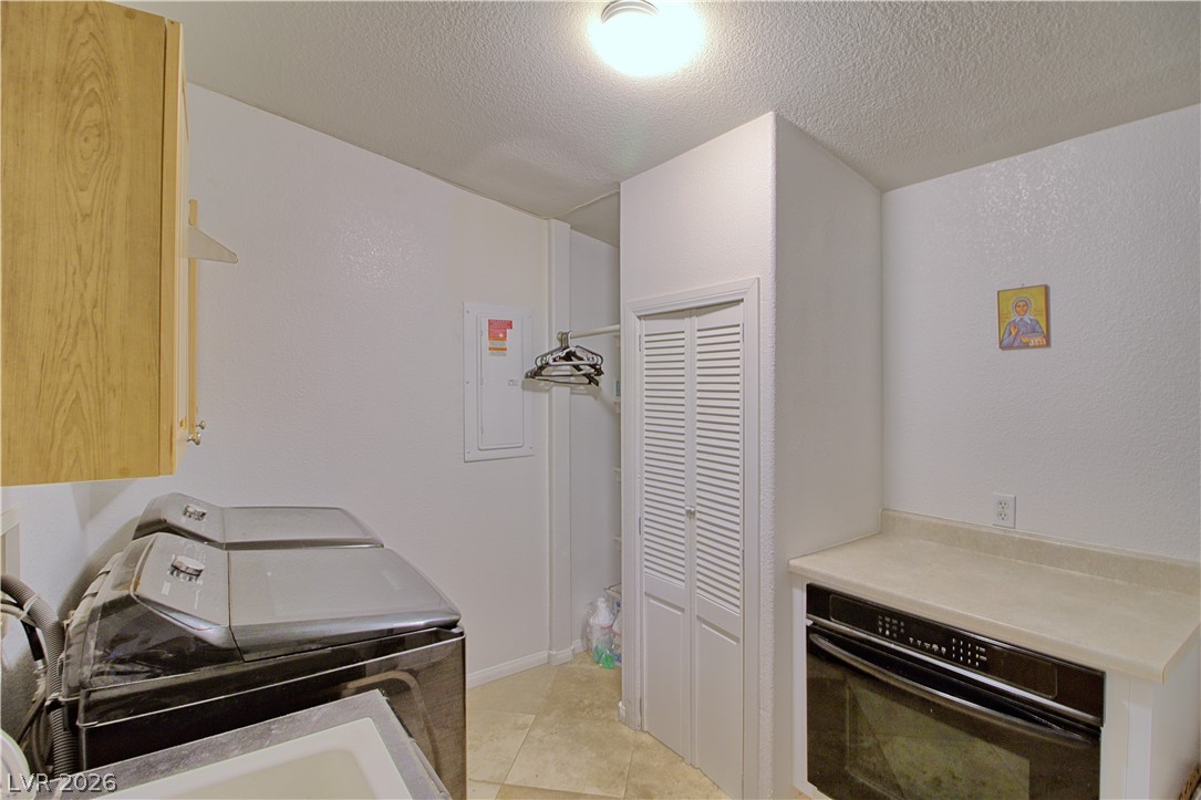 1725 Leonard Lane Las Vegas NV 89108