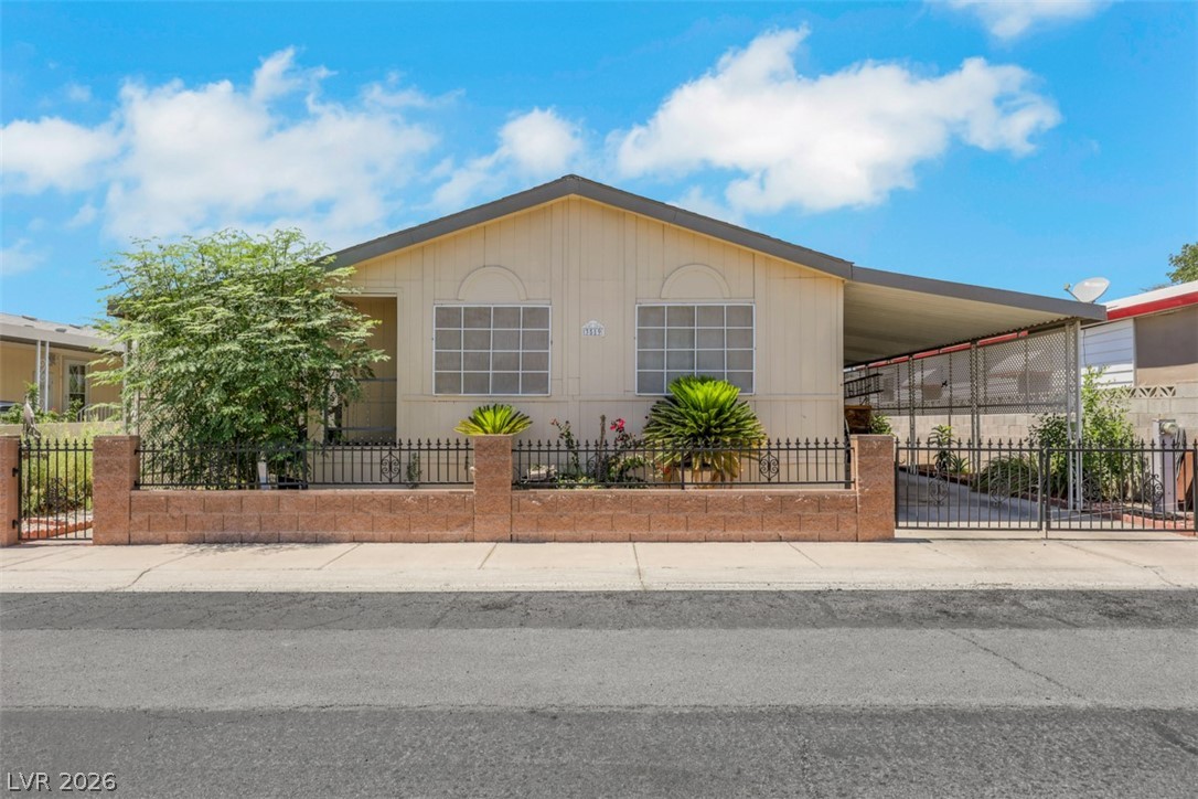 3519 Isle Royale Drive Las Vegas NV 89122
