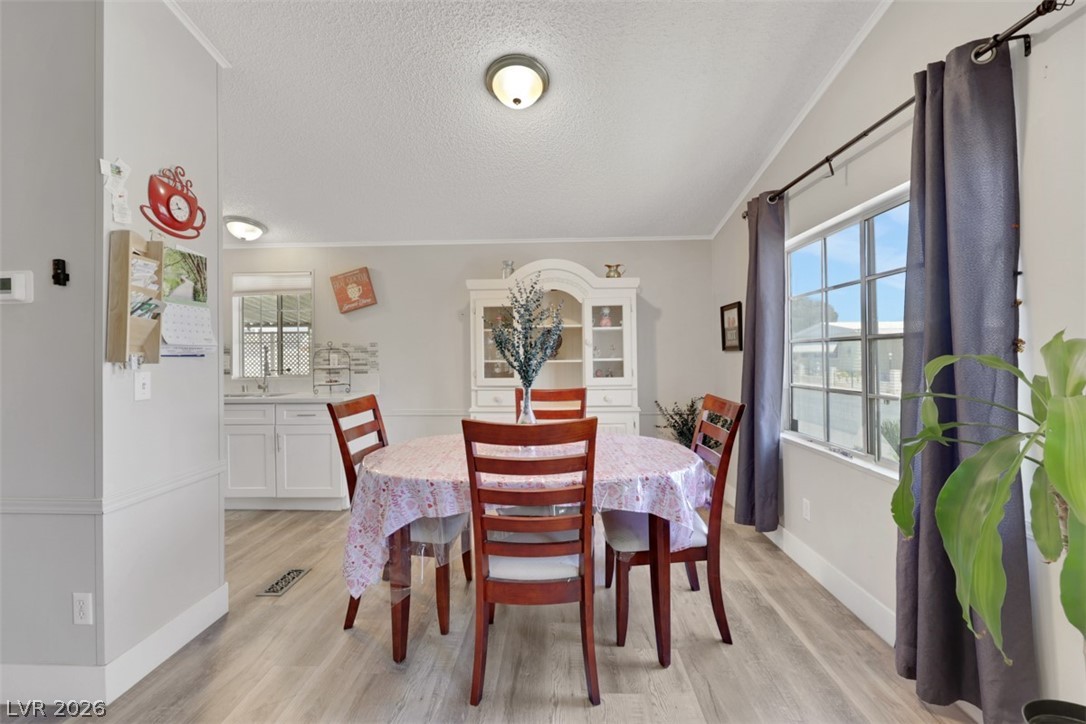 3519 Isle Royale Drive Las Vegas NV 89122