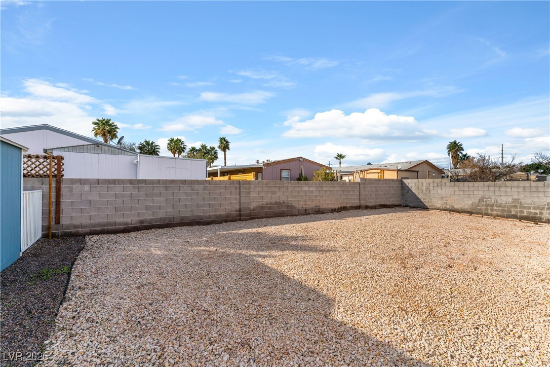 4575 Sandirose Way Las Vegas NV 89122