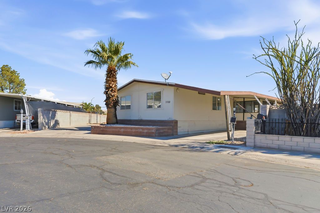3300 Death Valley Drive Las Vegas NV 89122