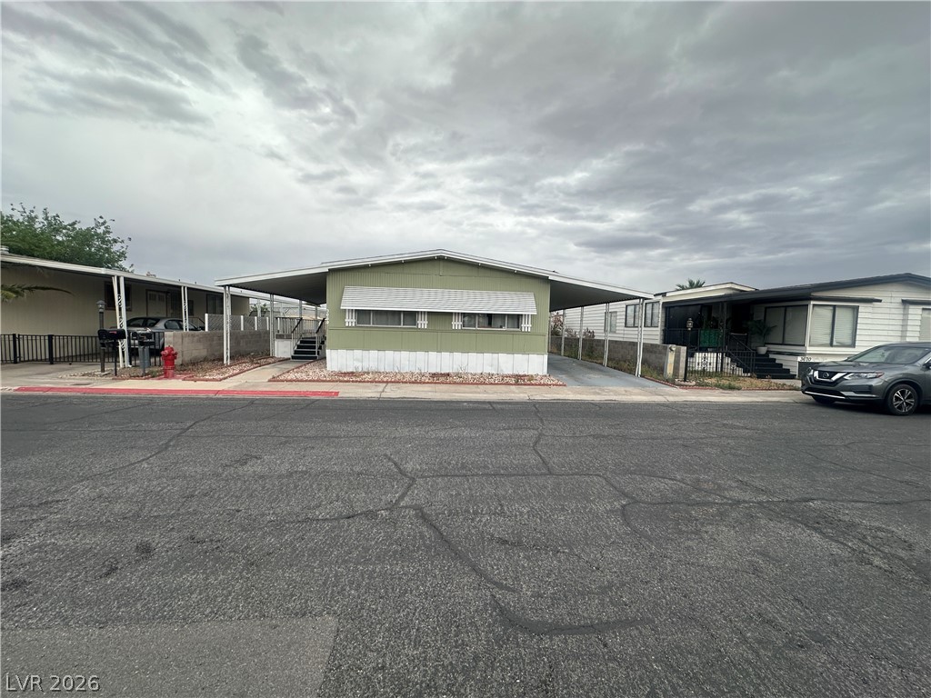3660 Gulf Shores Drive Las Vegas NV 89122