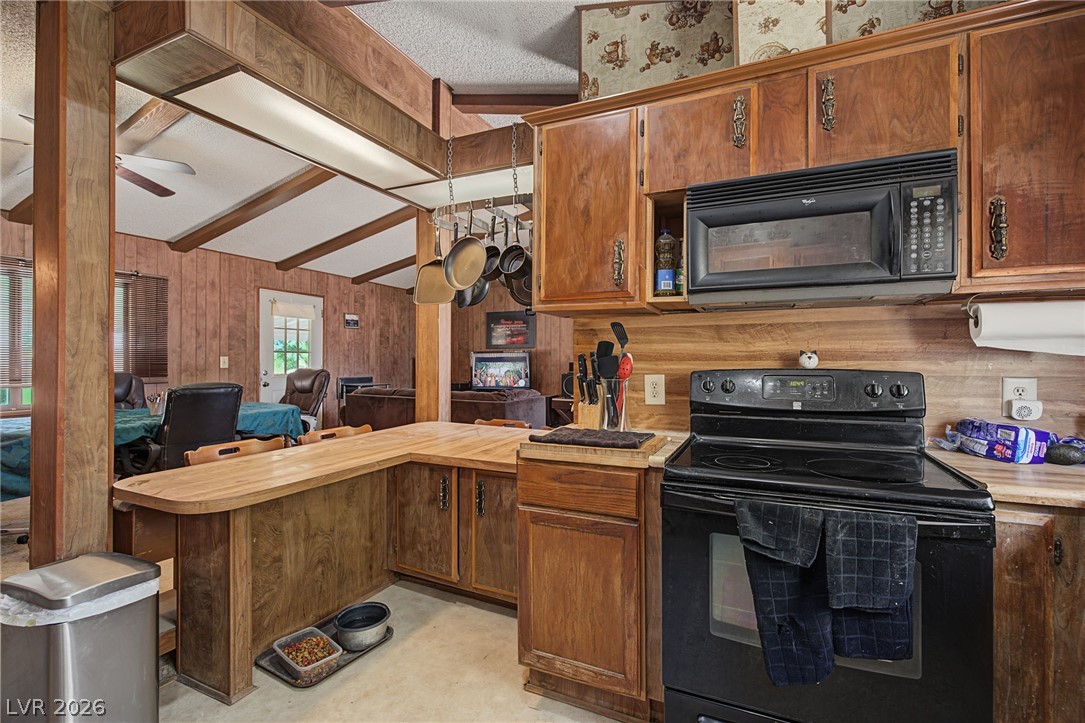 2171 Quail Run Road Pahrump NV 89060