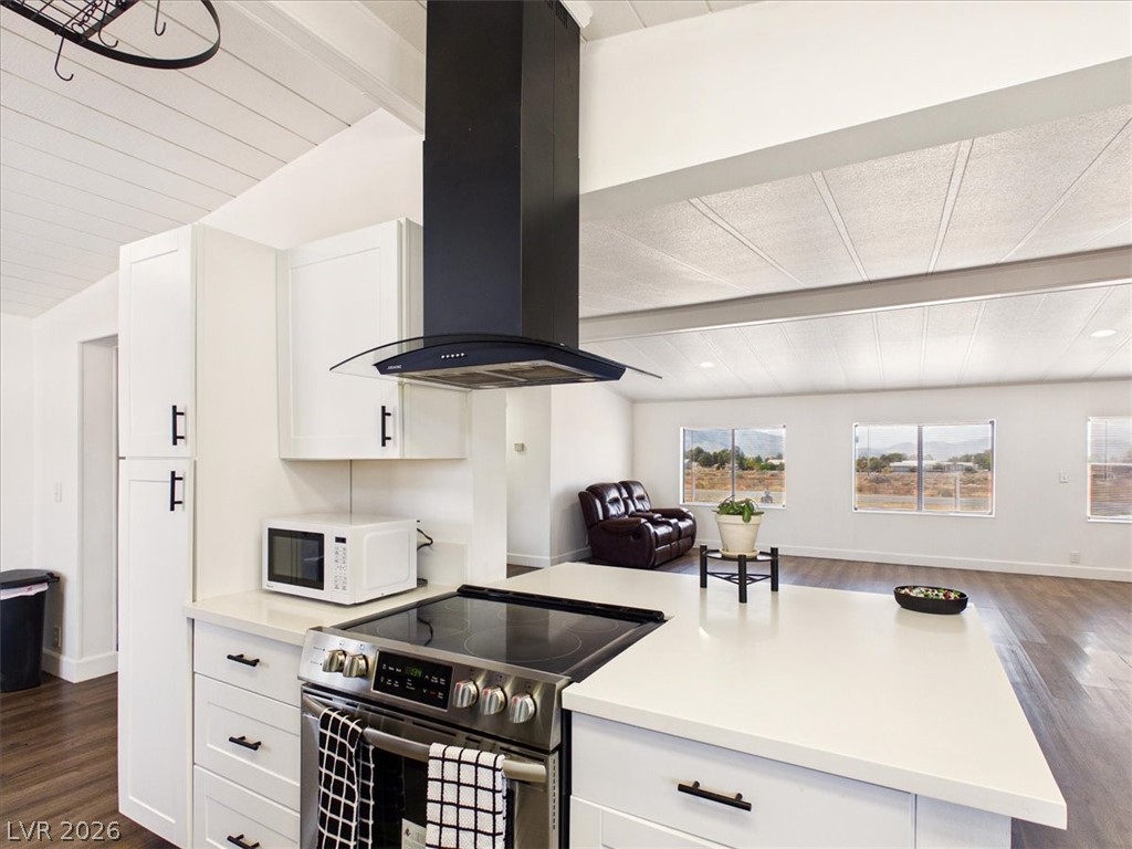 5271 Bonnie Street Pahrump NV 89048