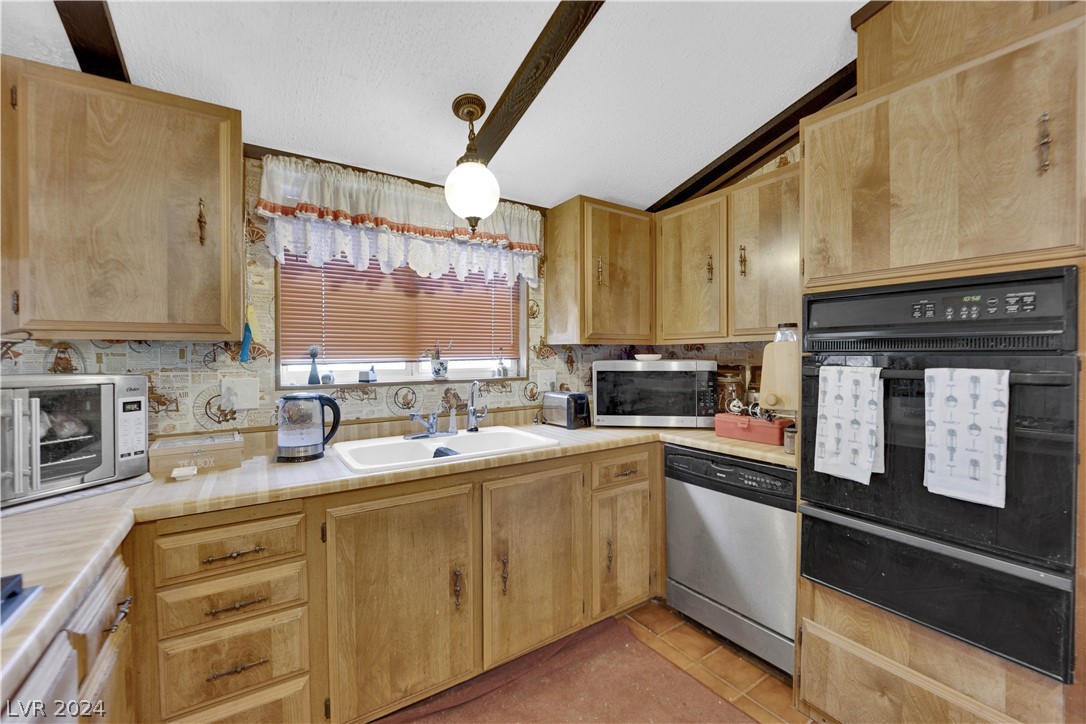 601 West Street Pahrump NV 89048