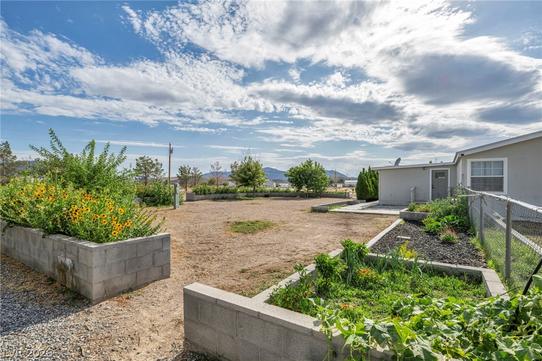 4311 West Betty Avenue Pahrump NV 89060
