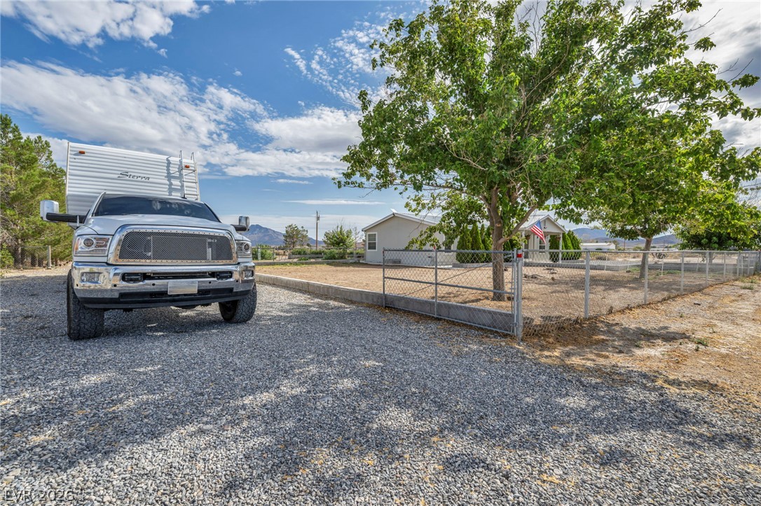 4311 West Betty Avenue Pahrump NV 89060