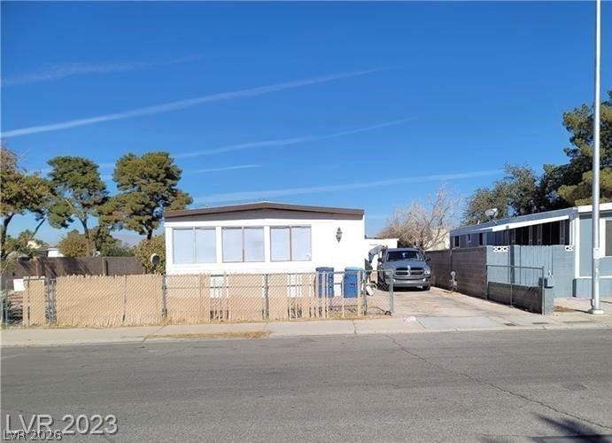 5556 Everglade Street Las Vegas NV 89142