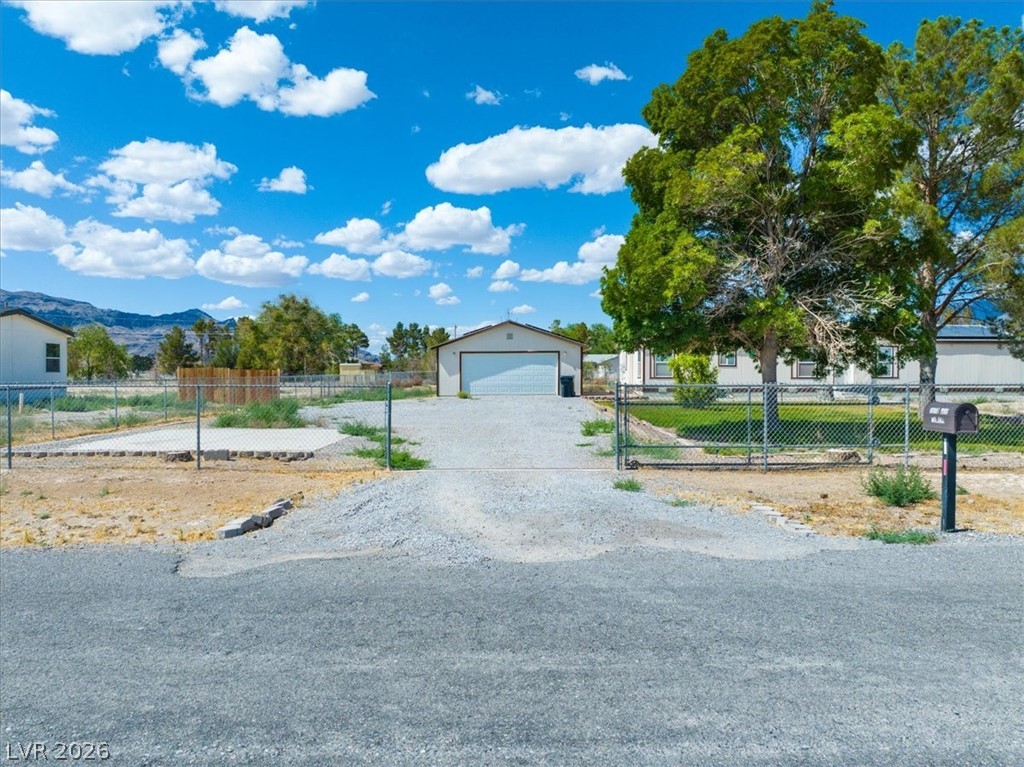 1670 Gee Street Pahrump NV 89060