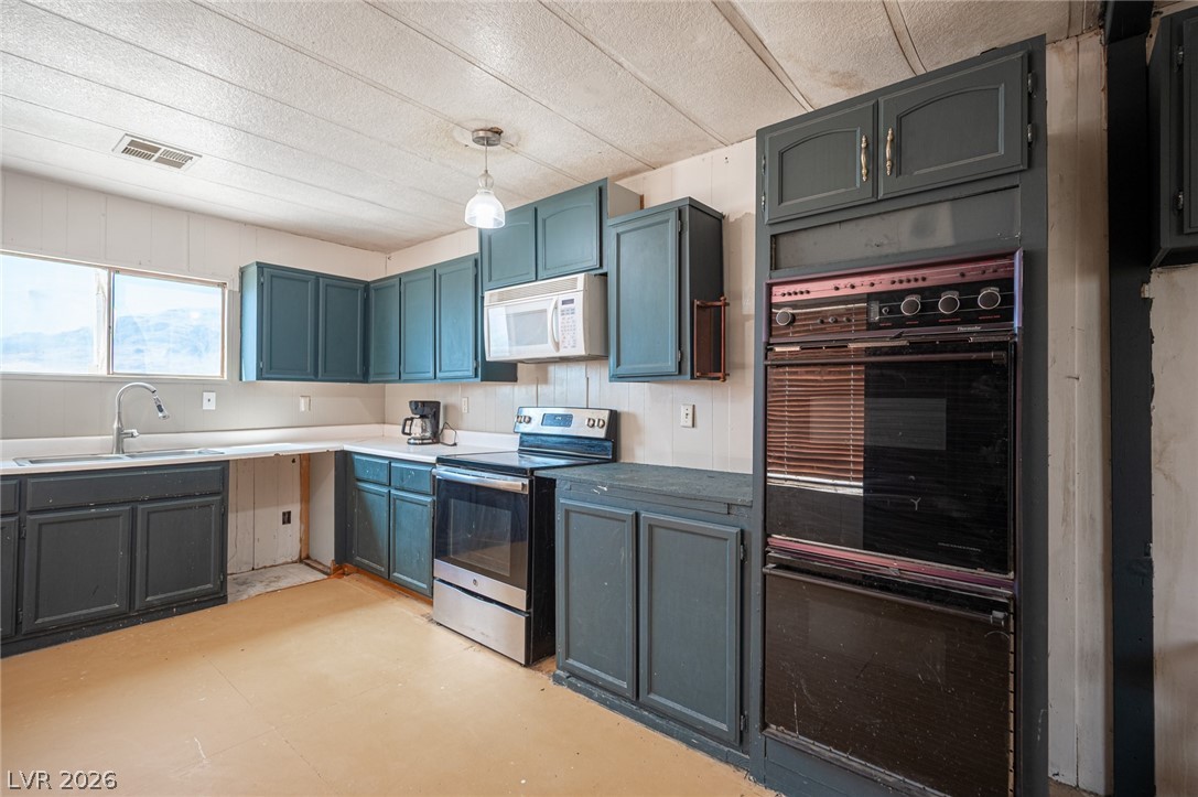 1160 Ricksue Street Pahrump NV 89060