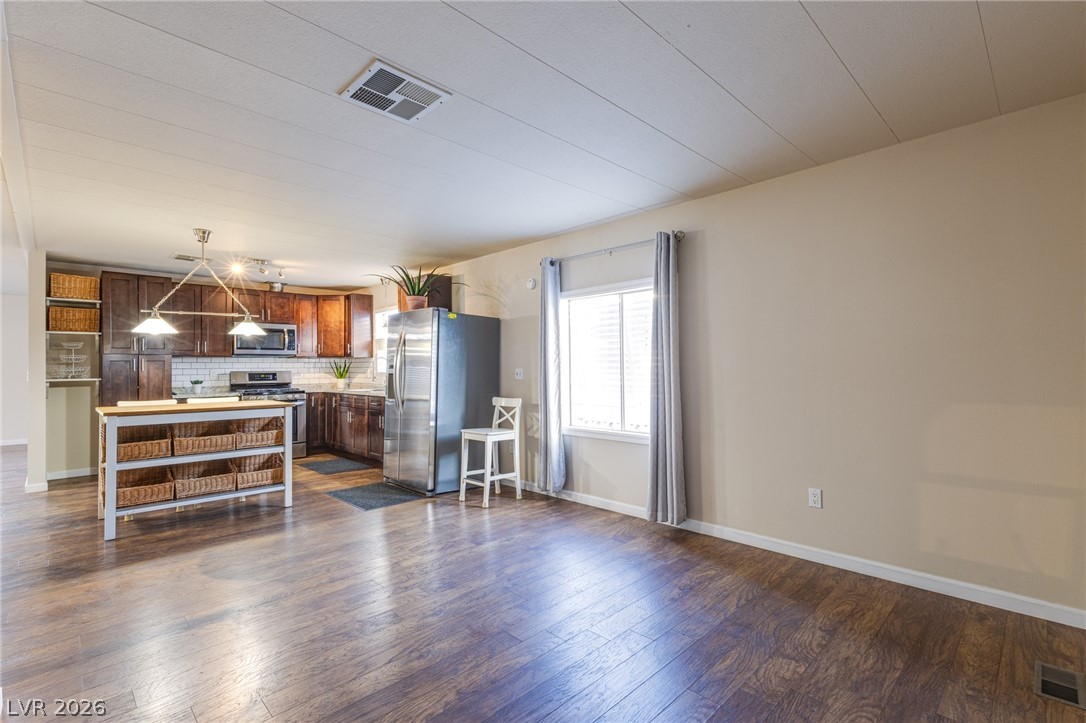4557 Royal Ridge Boulevard Las Vegas NV 89103