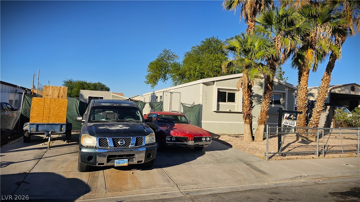 5998 Castlemont Avenue Las Vegas NV 89156